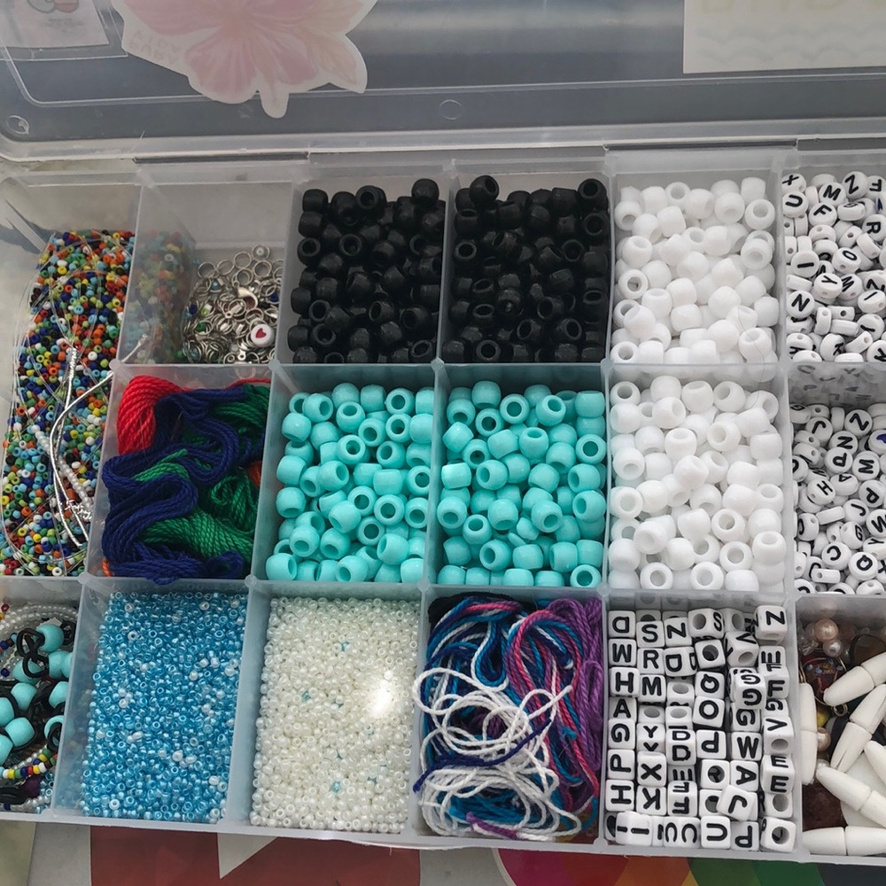 Beaded bracelets - Picture 2 of 4